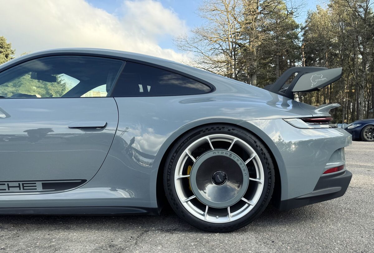 Aerodynamic aero disc set rear wheel discs covers for the Porsche 992 ...